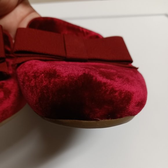 Birdies | The Phoebe Crushed Velvet Bow House Slippers in Burgundy Womens Size 6 - Picture 6 of 16